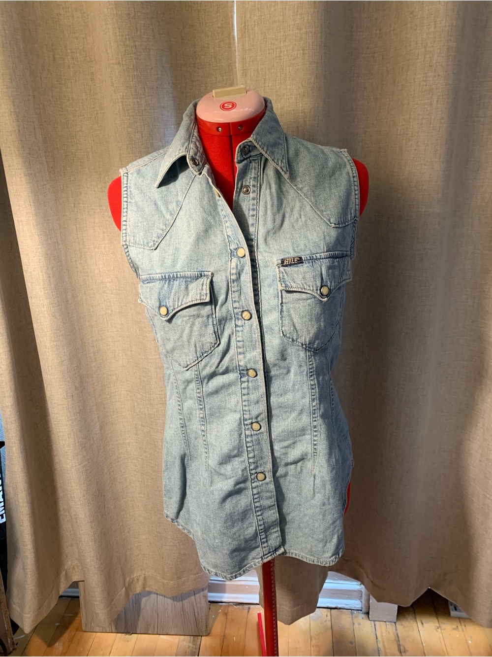 Pepe Jeans Light Blue Denim Sleeveless Button-Up Top